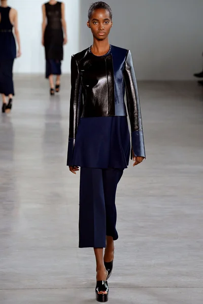 Look 9
